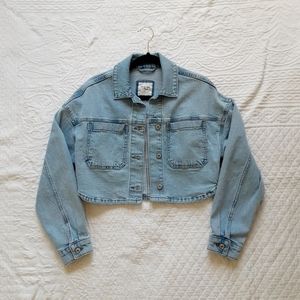 Abercrombie & Fitch Cropped Jean Jacket
